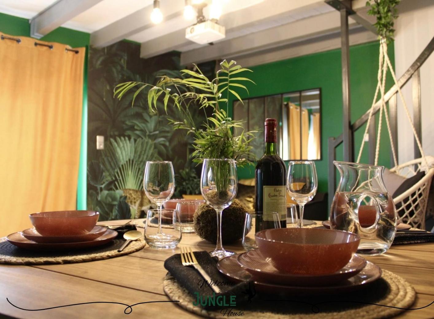 Maison "Jungle House" 90 M2 Billard, Retroprojecteur, Bar A Jeux , Vinyle, Wifi Fibre, Ideal Pro & Famille A 蒙布里松 外观 照片